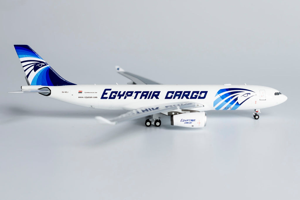 1:400 NG Models Egyptair Cargo Airbus A330-200P2F SU-GCJ NG61045