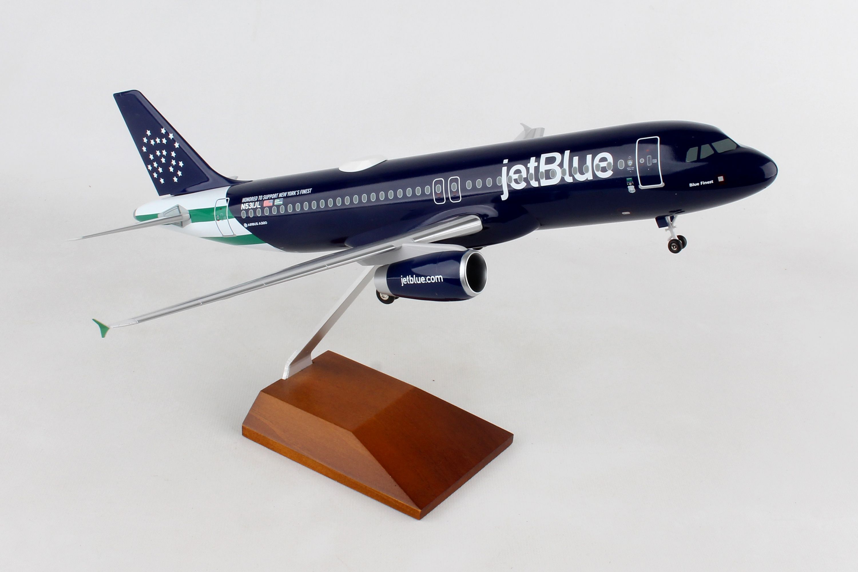 SKYMARKS JETBLUE A320 1/100 NYPD W/WOOD STAND & GEAR RM Model Store