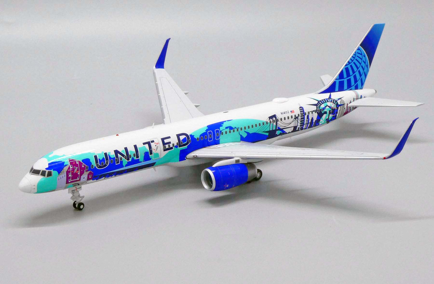 1:200 JC Wings United Airlines Boeing 757-200 “Her Art Here - New York/New Jersey Livery” N14102 LH2269