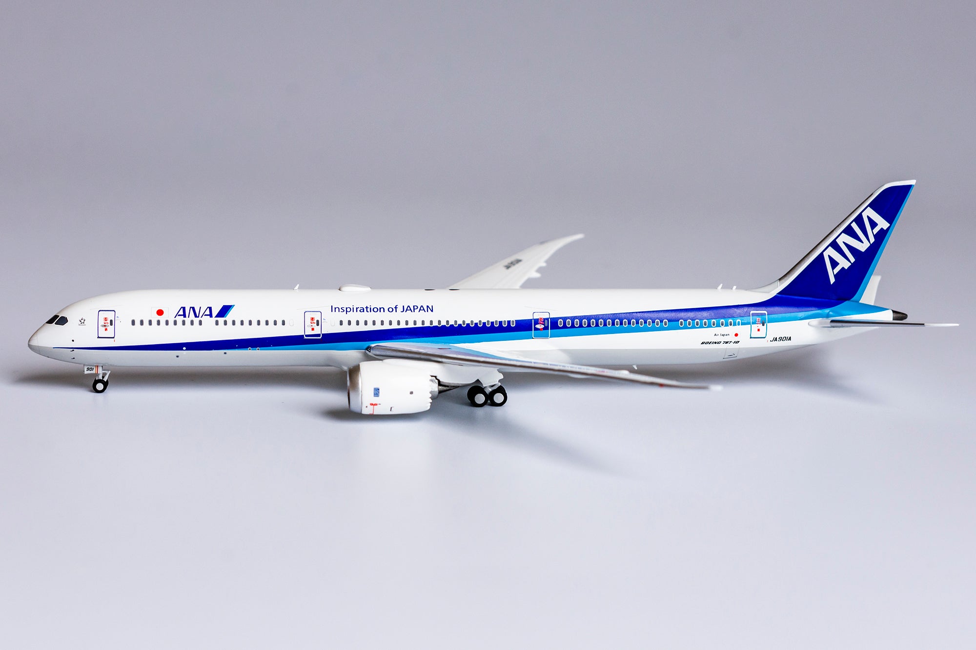 1:400 NG Models All Nippon Airways (ANA) 787-10 Dreamliner JA901A 56010