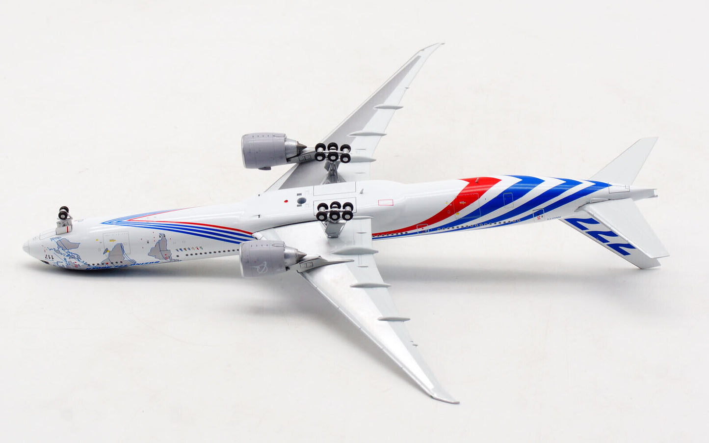 1:400 Aviation400 Boeing House Colors 777-300ER N5017V AV4092