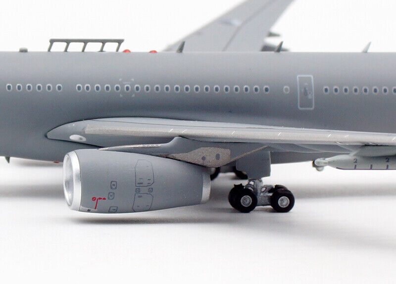 1:400 Aviation400 Royal Netherlands Air Force Airbus A330-243MRTT T-055 AV4MRTT007