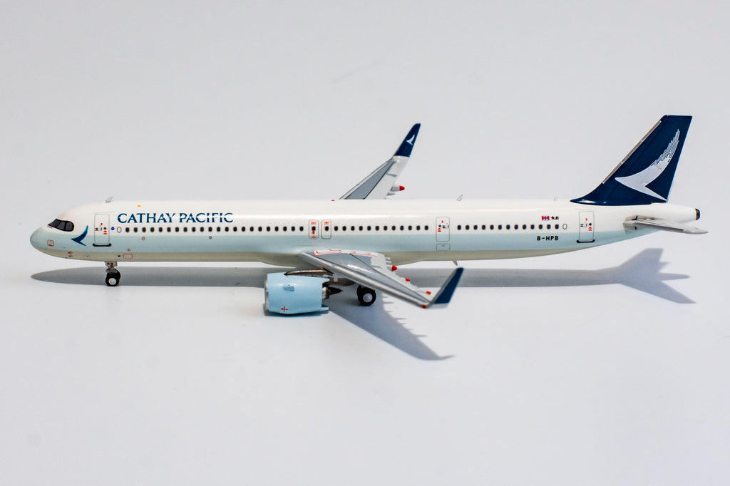 1:400 NG Models Cathay Pacific Airbus A321neo B-HPB "New Colors" NG13029