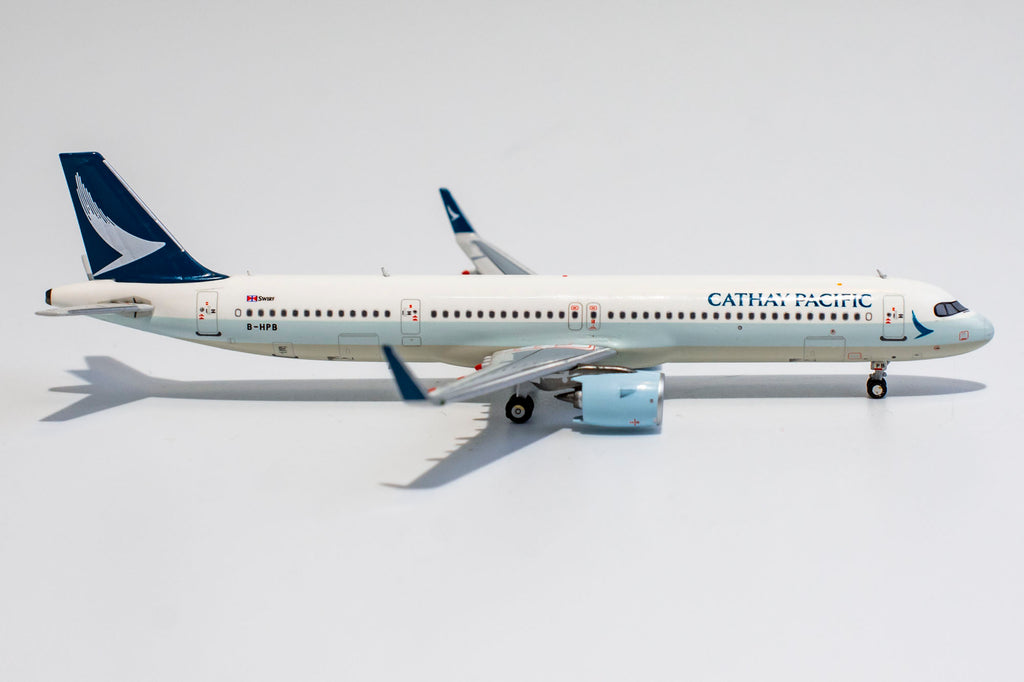 1:400 NG Models Cathay Pacific Airbus A321neo B-HPB "New Colors" NG13029