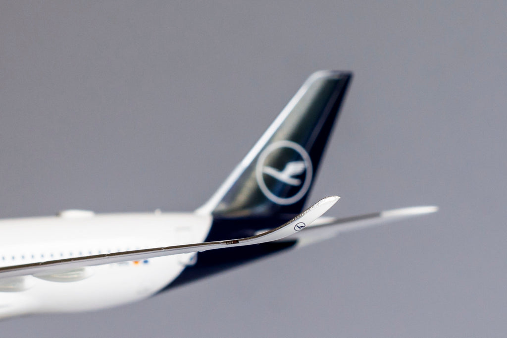 1:400 NG Models Lufthansa Airlines Airbus A350-900 D-AIXQ NG39020