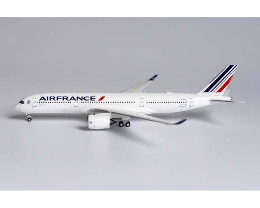 1:400 NG Models Air France Airbus A350-900 "New Livery" F-HYTL NG39027