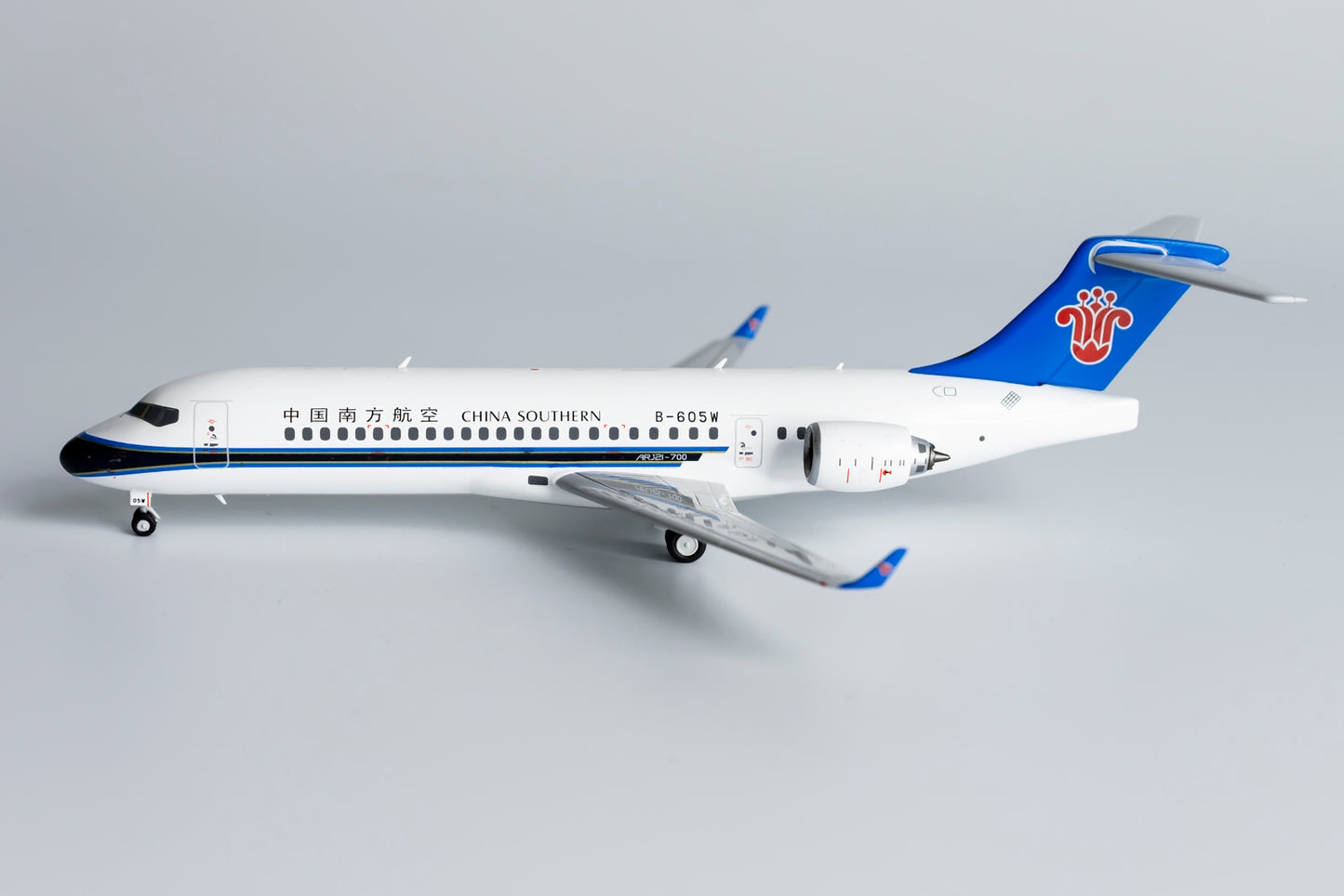 1:200 NG Models China Southern Airlines Comac ARJ-21 B-605W NG20105