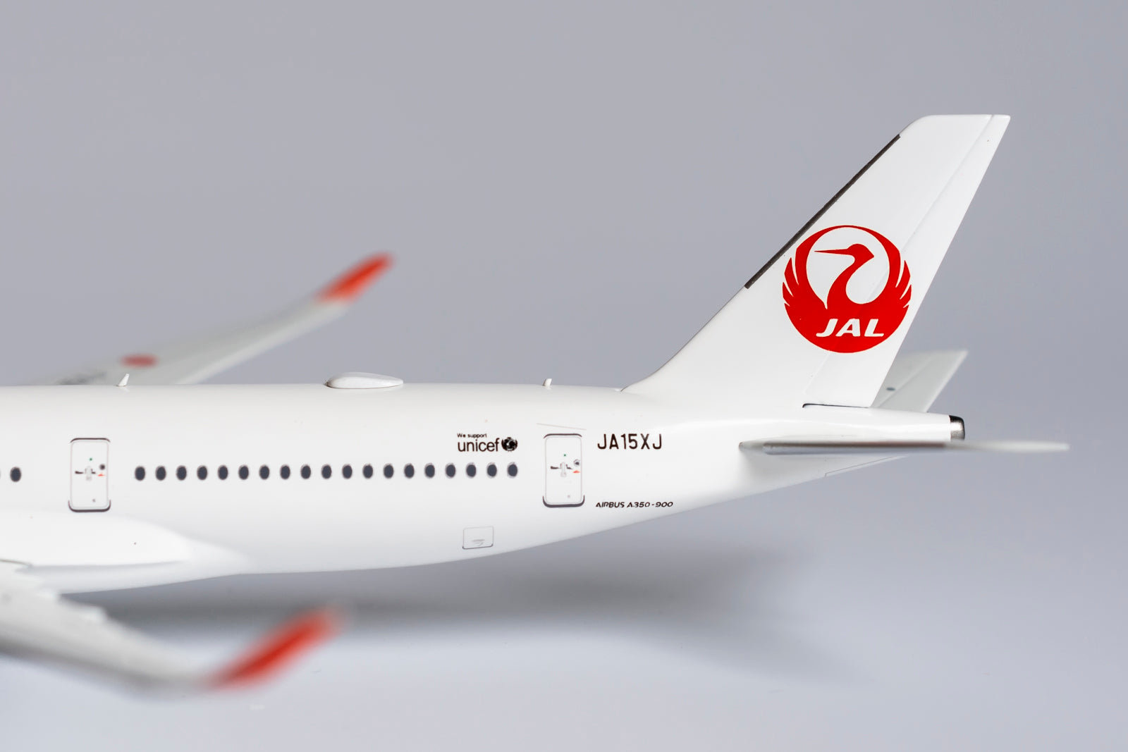 1:400 NG Models Japan Airlines (JAL) Airbus A350-900 