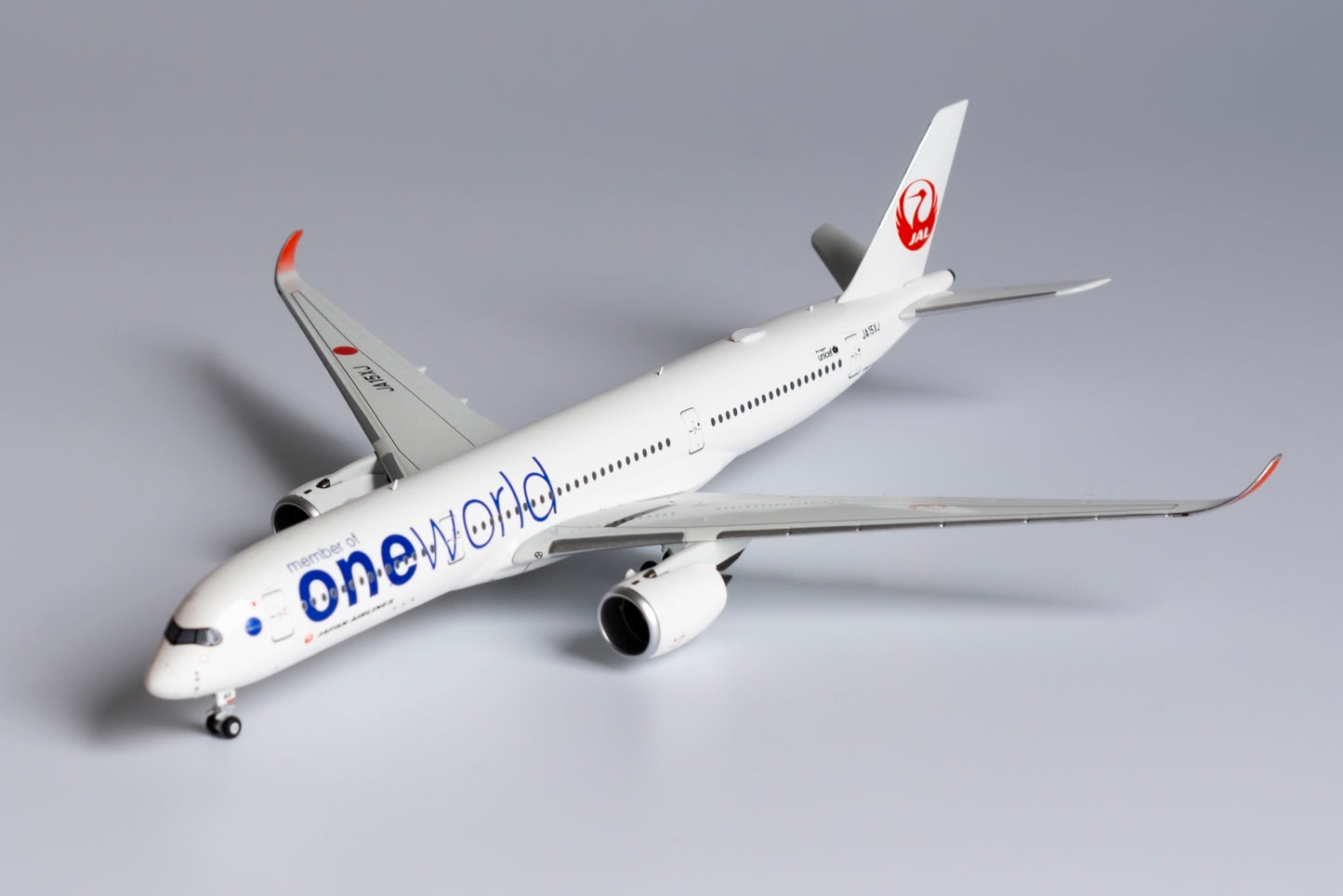 1:400 NG Models Japan Airlines (JAL) Airbus A350-900 "Oneworld Colors" JA15XJ NG39033