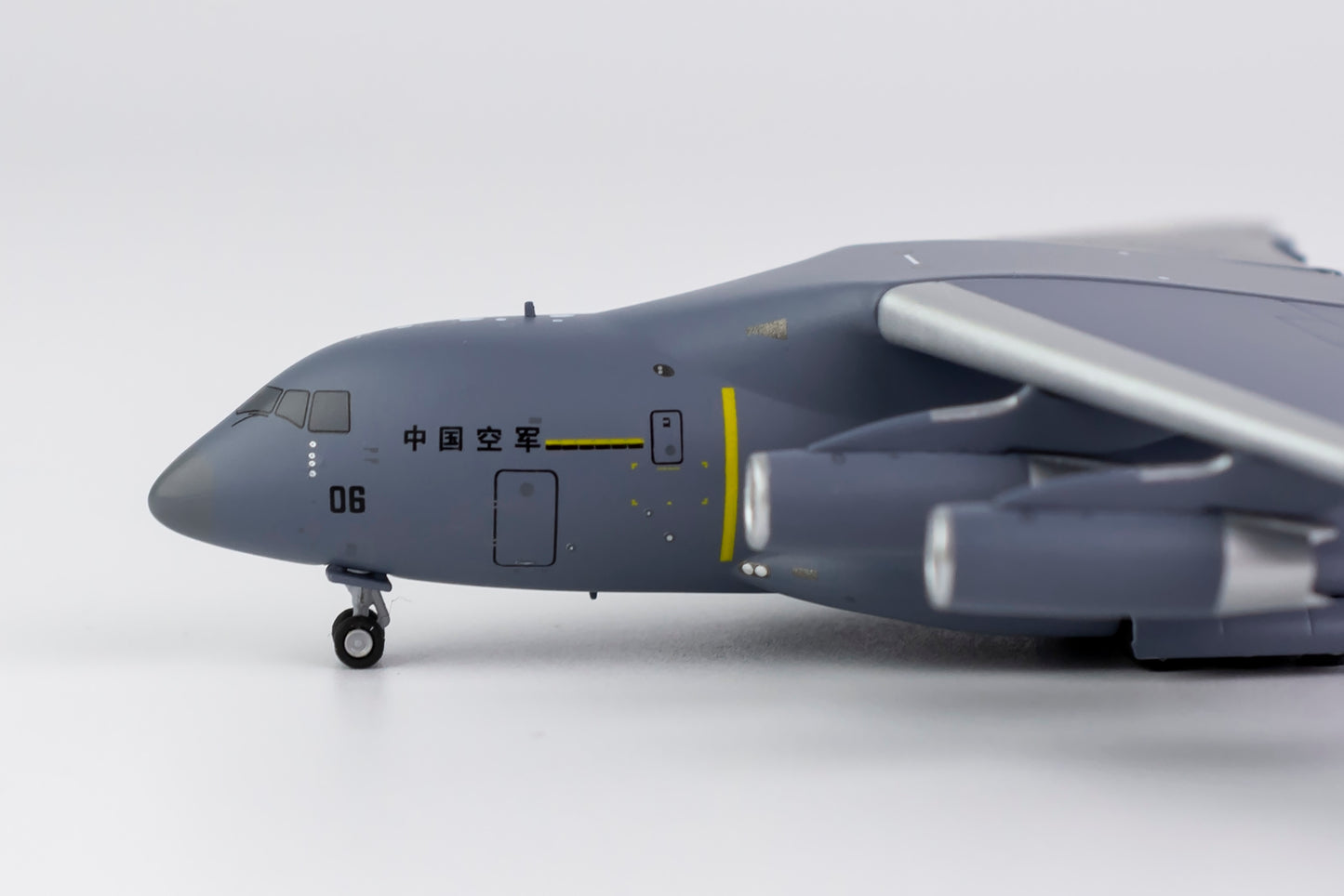 1:400 NG Models PLA Air Force Xian Y-20 22046 NG22017