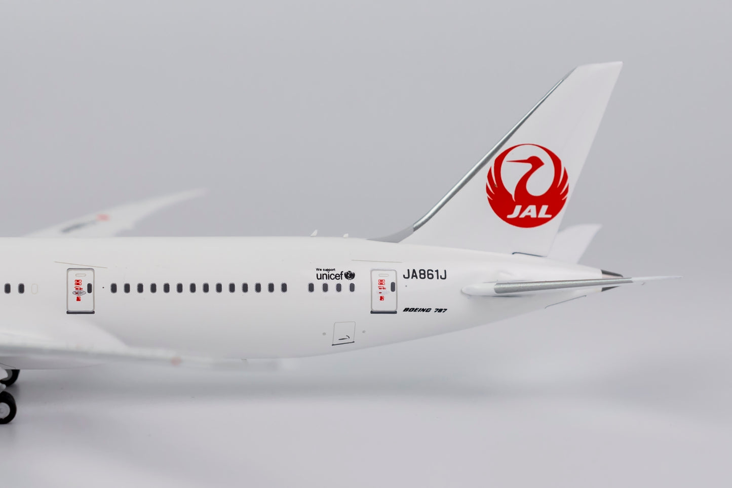 1:400 NG Models Japan Airlines (JAL) Boeing 787-9 "Oneworld Livery" JA861J NG55083