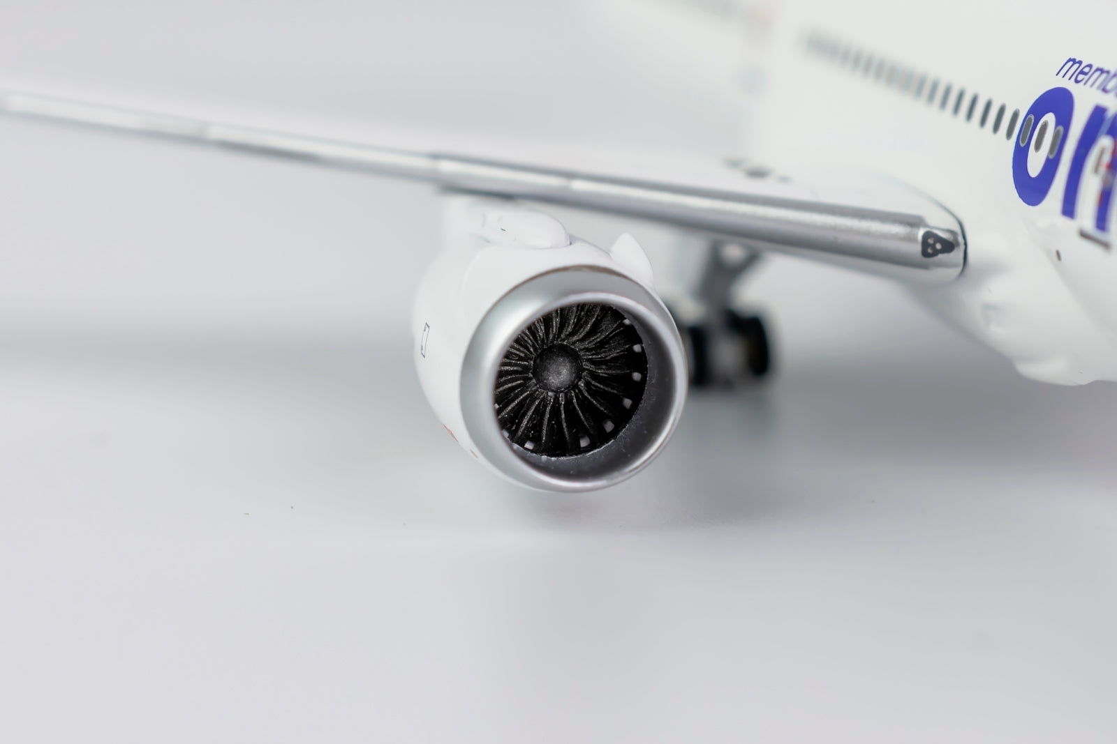 1:400 NG Models Japan Airlines (JAL) Boeing 787-9 