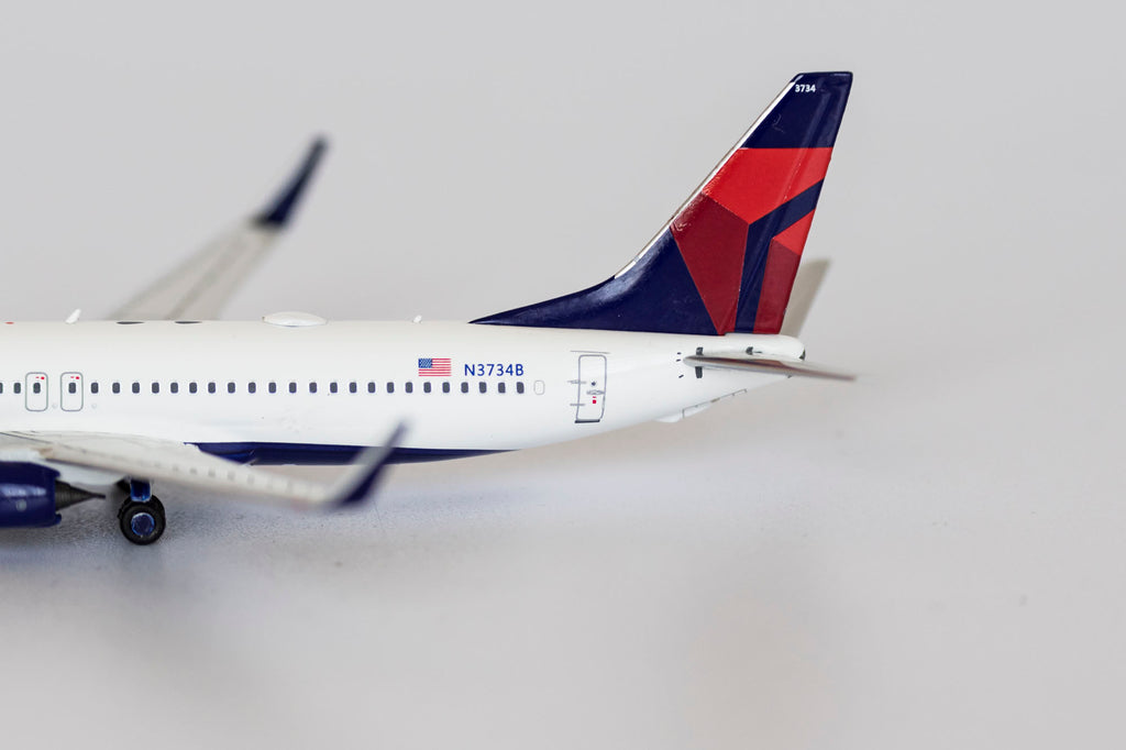 1:400 NG Models Delta Air Lines Boeing 737-800 "New Colors" N3734B NG58085