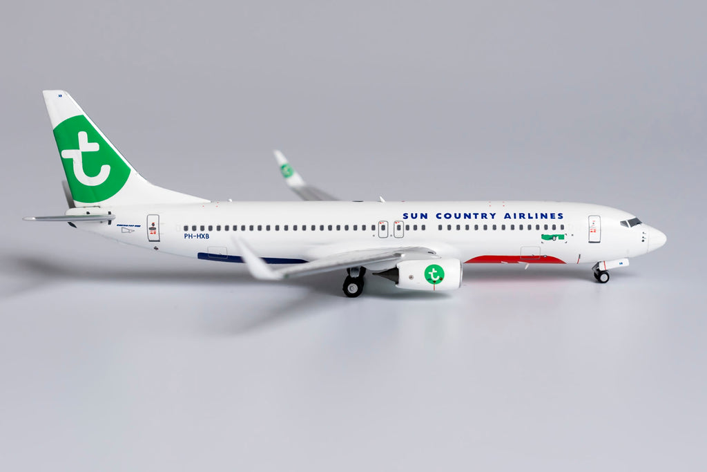 1:400 NG Models Transavia Airlines Boeing 737-800 "Sun Country hybrid livery" PH-HXB NG58130