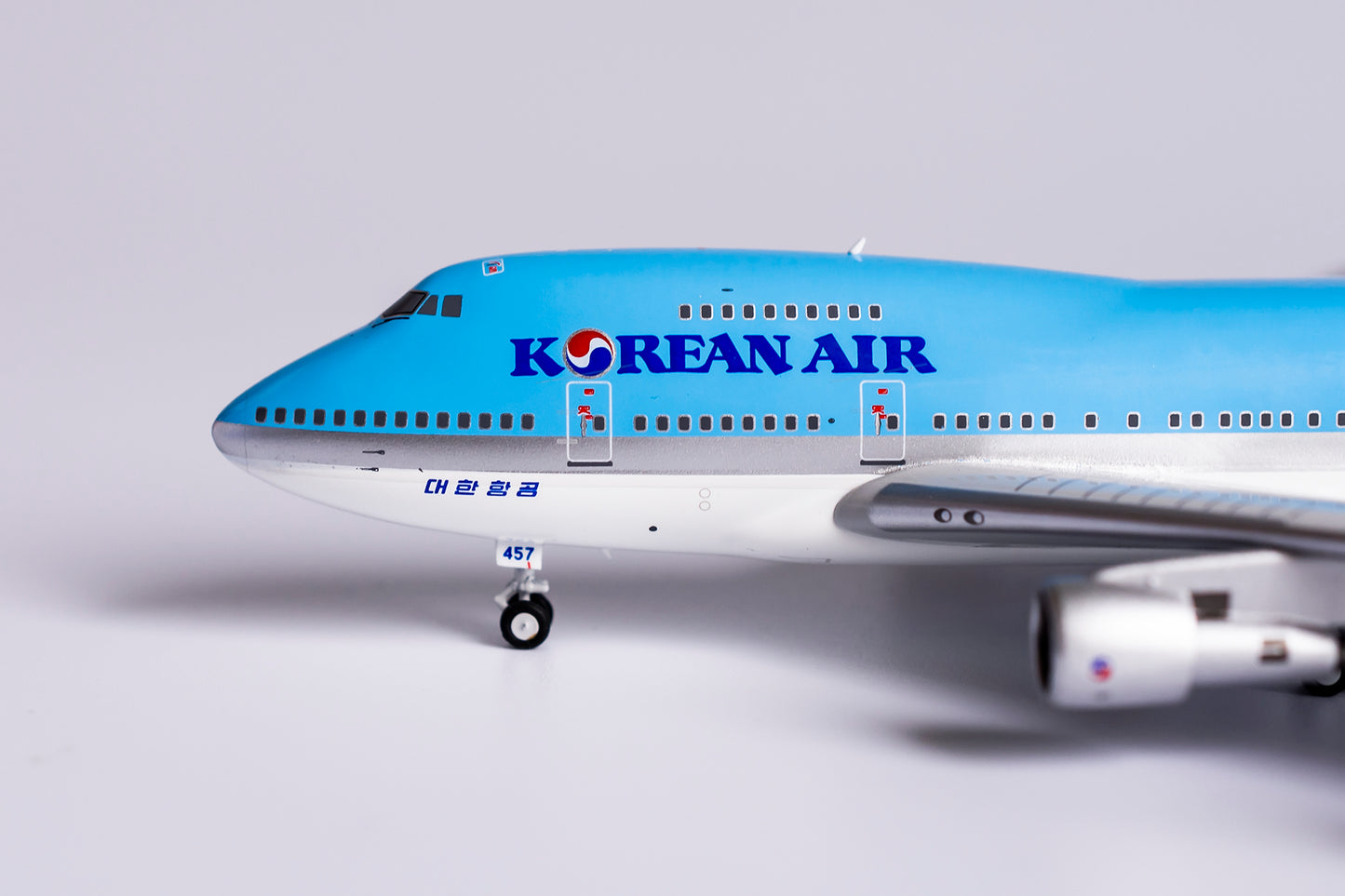 1:400 NG Models Korean Air Boeing 747SP "FIFA World Cup 2002" HL7457 NG07017