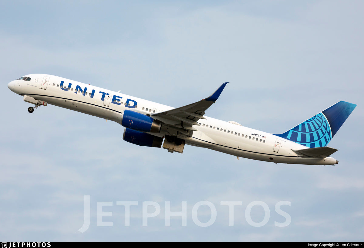 1:400 NG Models United Airlines Boeing 757-200 "Evo Blue" N48127 NG53180
