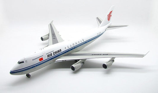 InFlight200 IF744603 Air China 747-400 B-2445