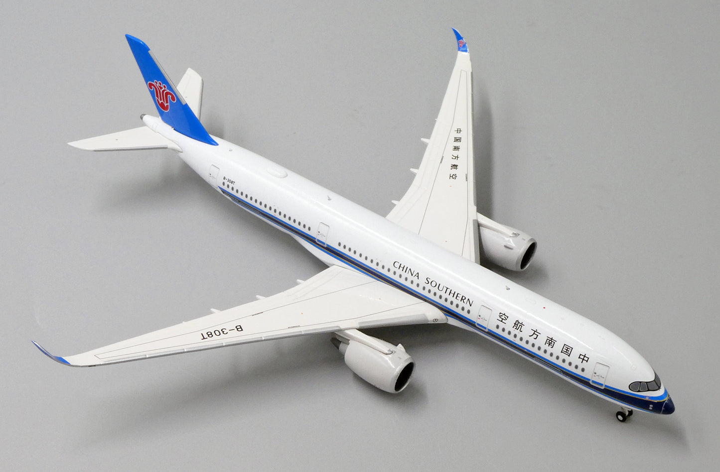 1:400 JC Wings China Southern Airbus A350-900 B-308T XX4173
