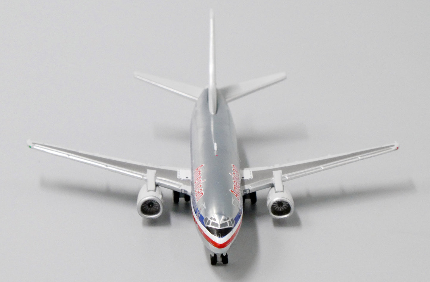 1:400 JC Wings American Airlines Boeing 737-300 N678AA LH4049