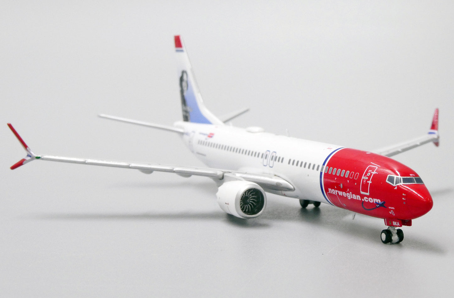 1:400 JC Wings Norwegian Airlines Boeing 737 MAX 8 LN-BKA XX4151