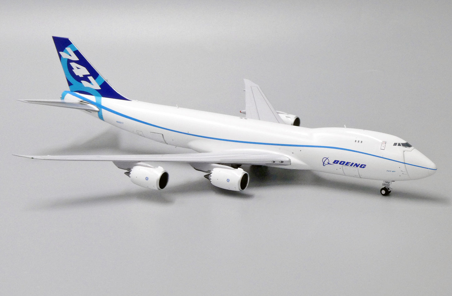 1:400 JC Wings Boeing Company 747-8F "Interactive Series" N50217 LH4169C