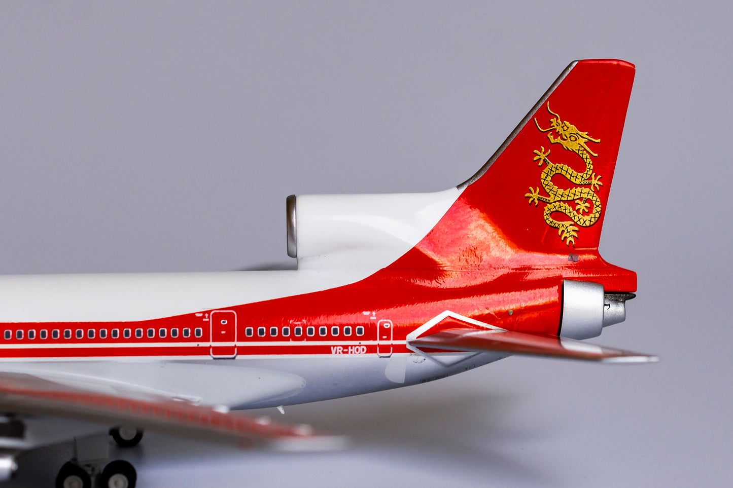 1:400 NG Models Dragonair Lockheed L-1011-1 VR-HOD NG31022