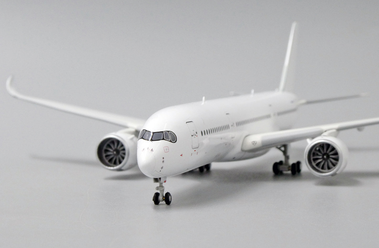 1:400 JC Wings Blank A350-900 BK2001