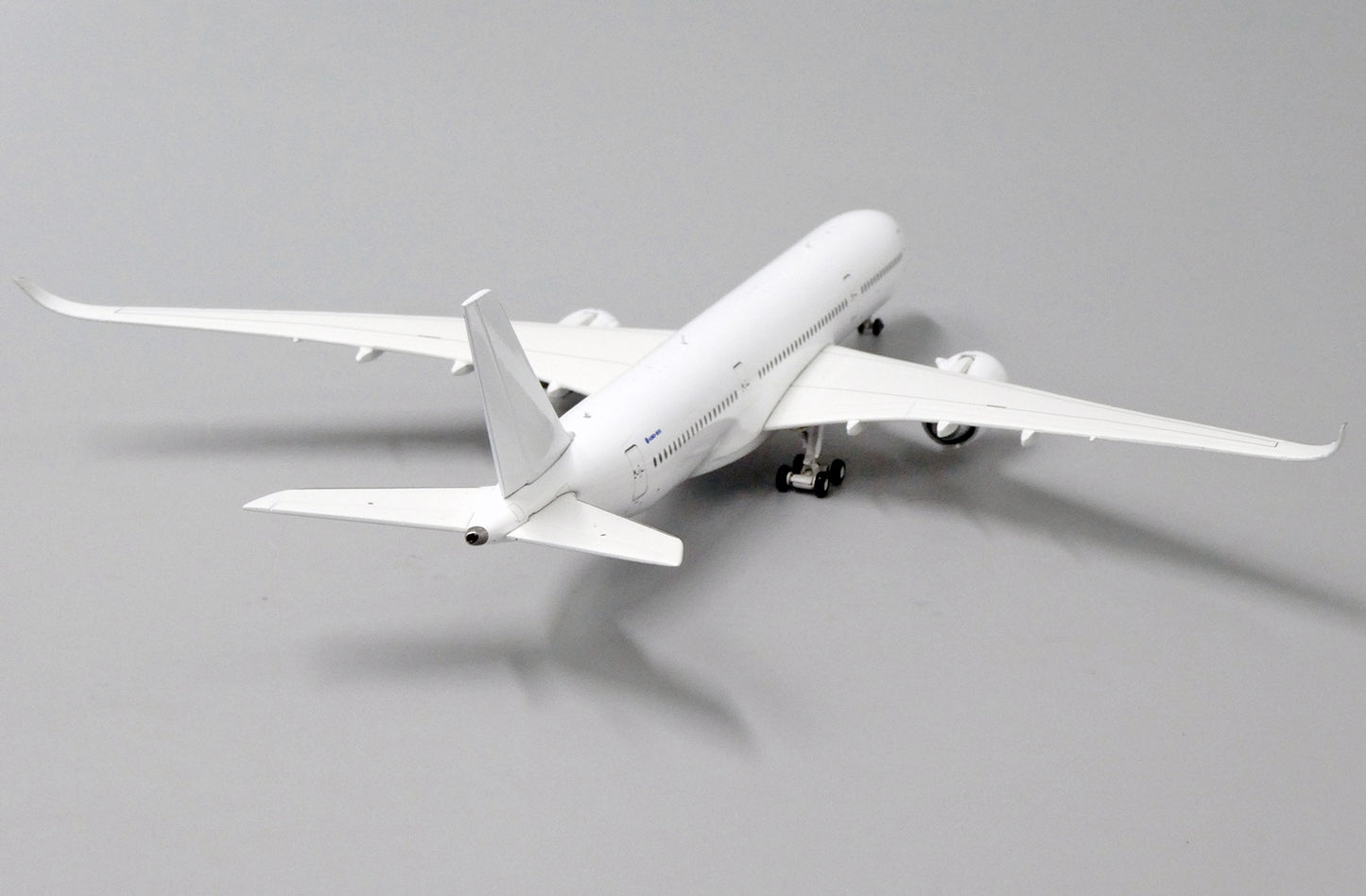 1:400 JC Wings Blank A350-900 BK2001