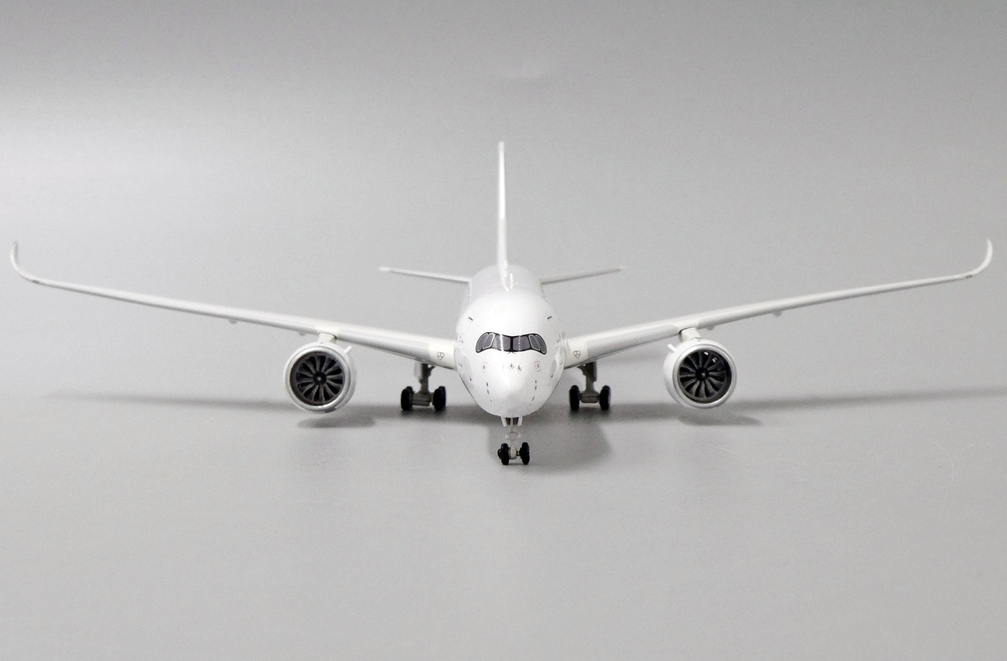 1:400 JC Wings Blank A350-900 BK2001