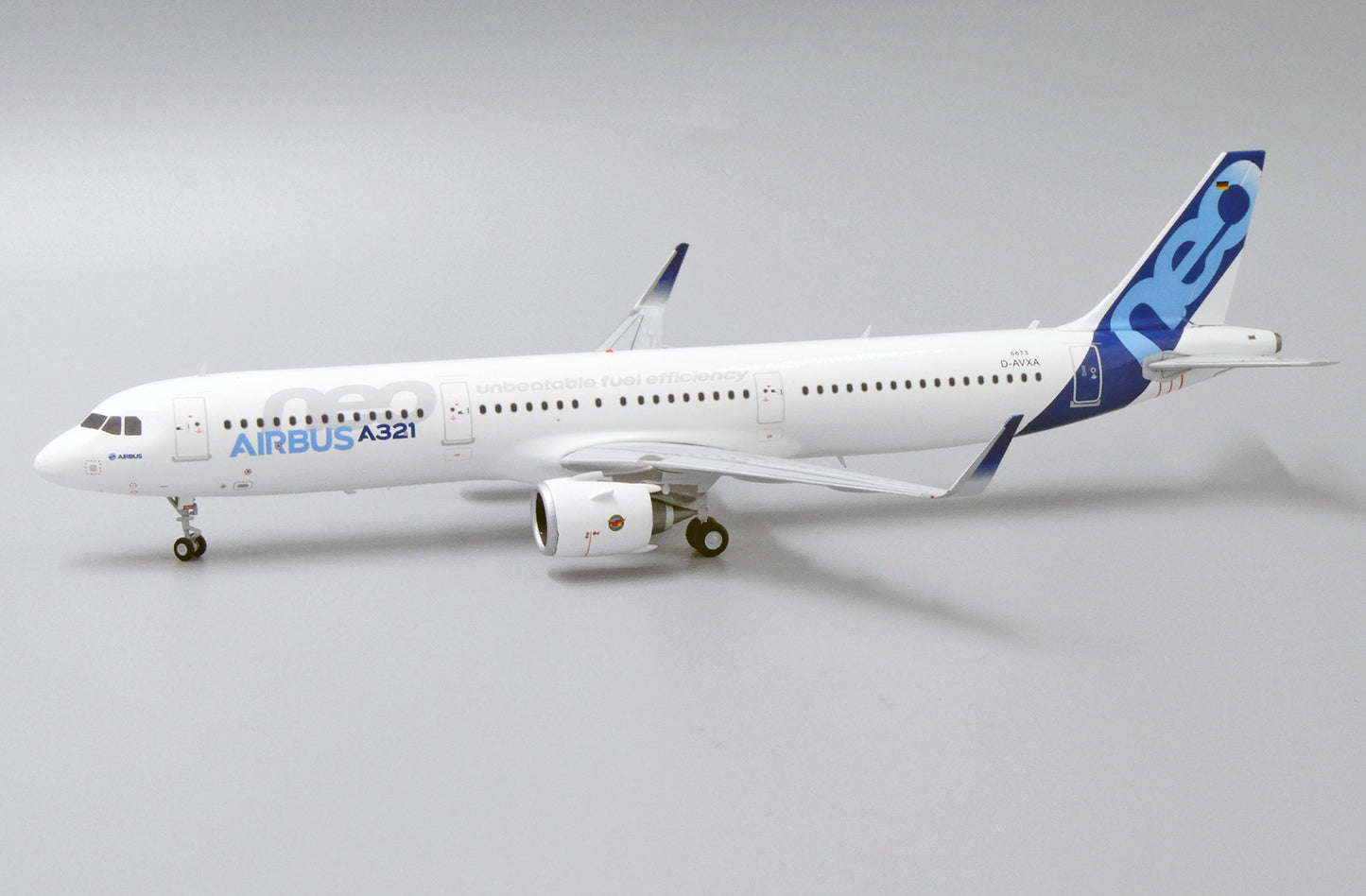 1:200 JC Wings Airbus Industries A321neo D-AVXA LH2215 w/ Stand