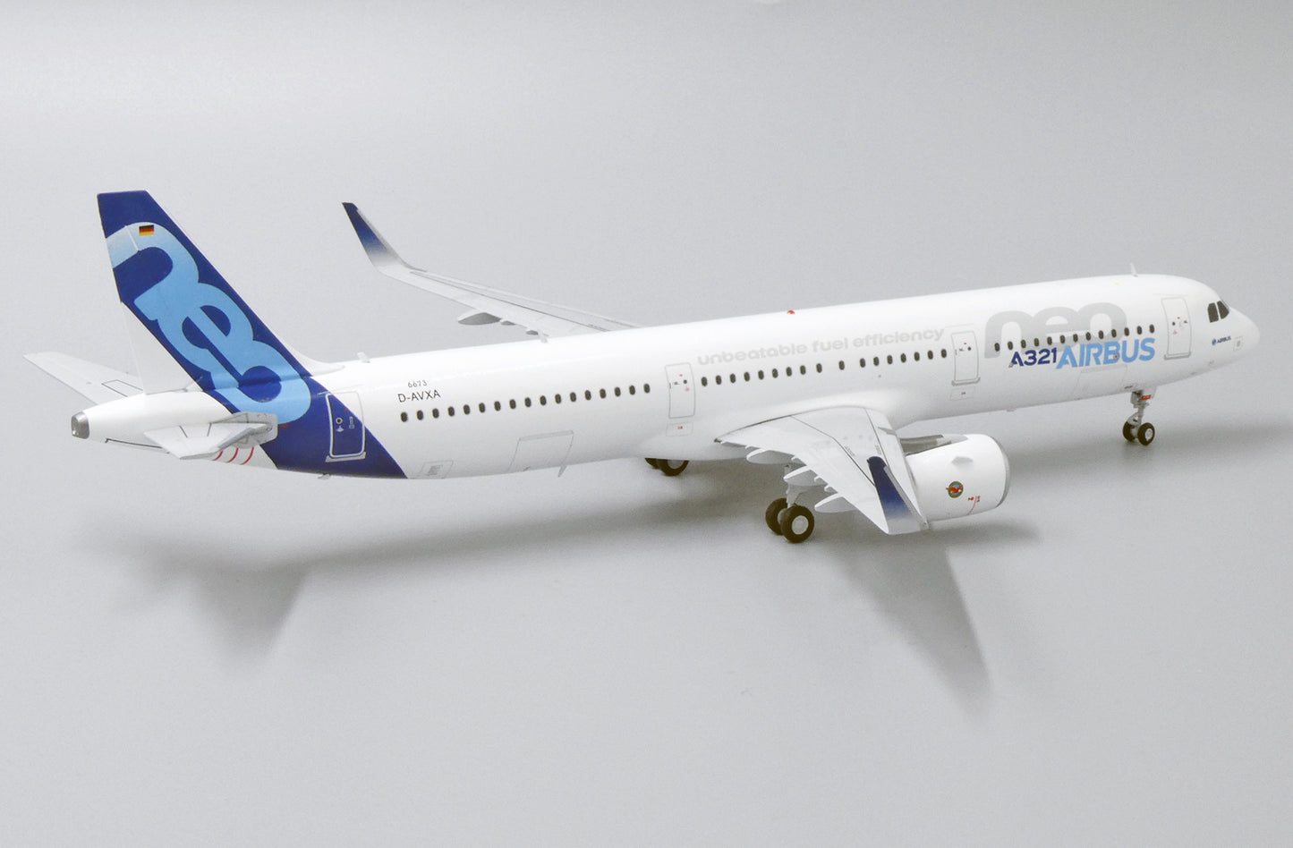 1:200 JC Wings Airbus Industries A321neo D-AVXA LH2215 w/ Stand