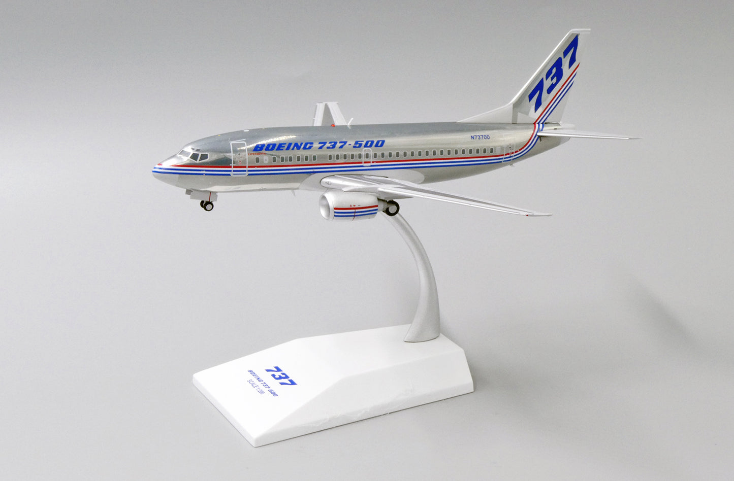 1:200 JC Wings Boeing House Colors 737-500 N73700 LH2231 w/ Stand