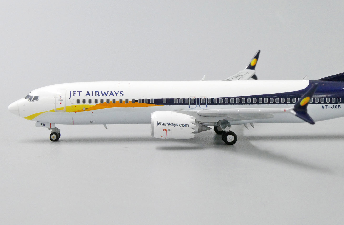 1:400 JC Wings Jet Airways Boeing 737 MAX 8 VT-JXB XX4063
