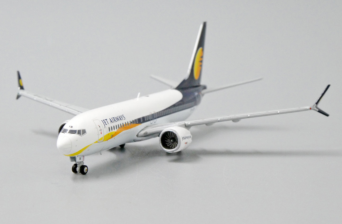 1:400 JC Wings Jet Airways Boeing 737 MAX 8 VT-JXB XX4063
