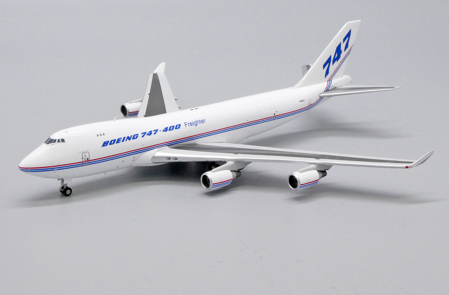 1:400 JC Wings Boeing Company 747-400F(SCD) N6005C XX4446