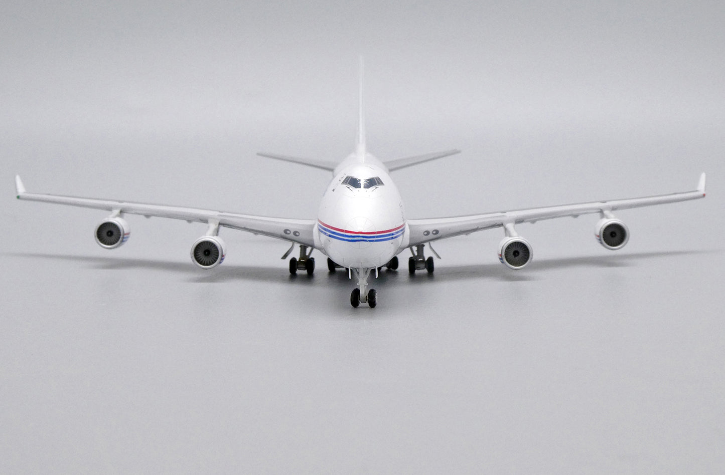 1:400 JC Wings Boeing Company 747-400F(SCD) N6005C XX4446
