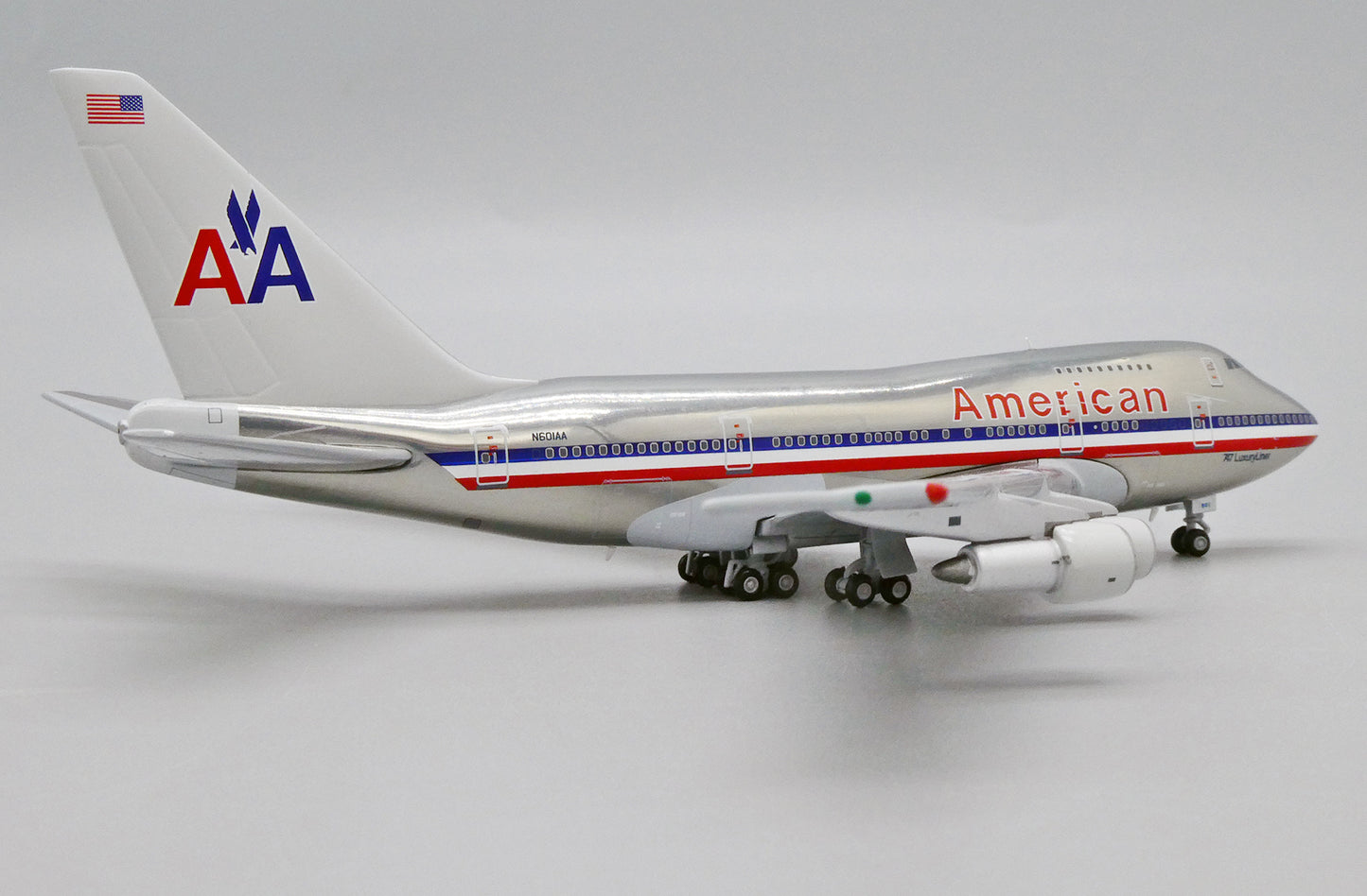 1:400 JC Wings American Airlines 747SP "Polished" N601AA XX4964