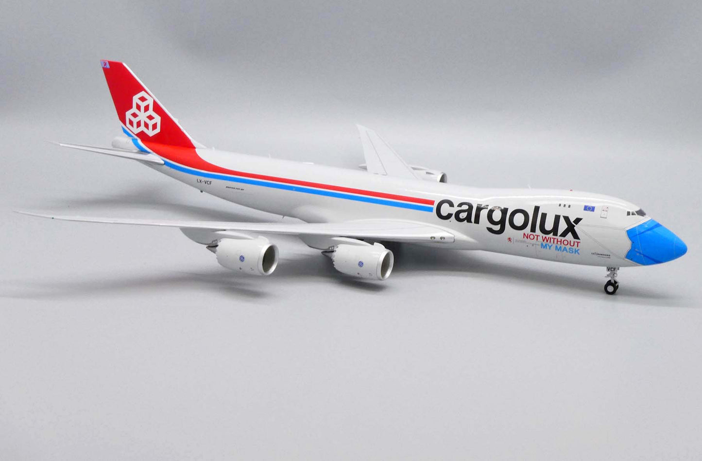 1:200 JC Wings Cargolux Boeing 747-8F "Not Without My Mask" XX20079 LX-VCF