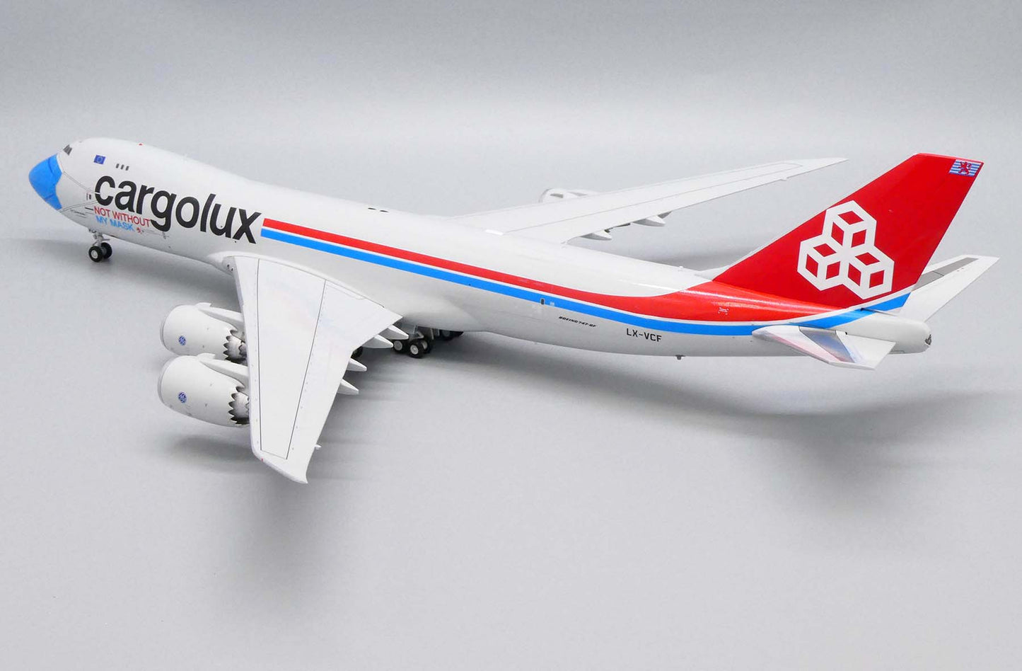 1:200 JC Wings Cargolux Boeing 747-8F "Not Without My Mask" XX20079 LX-VCF