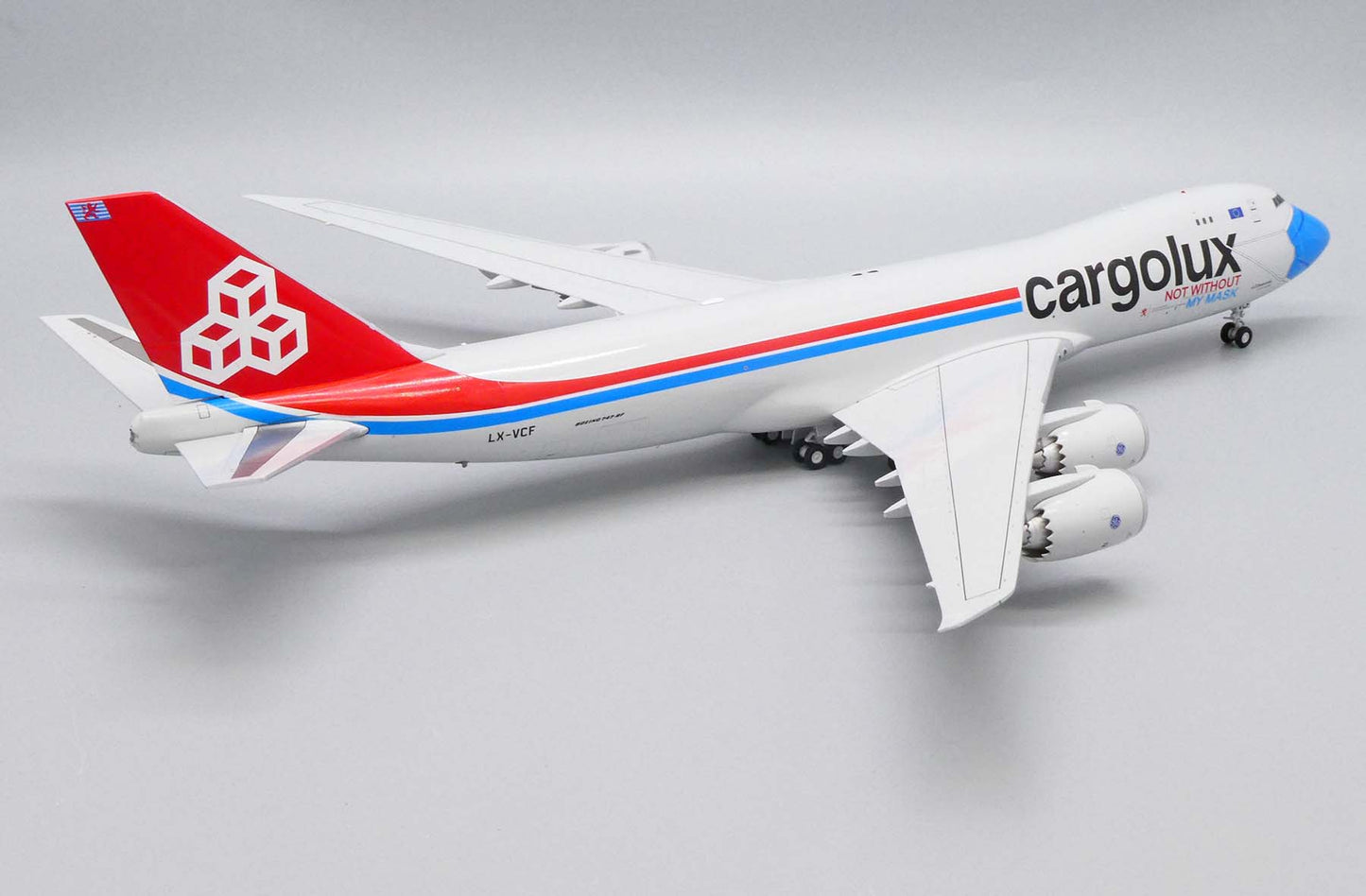 1:200 JC Wings Cargolux Boeing 747-8F "Not Without My Mask" XX20079 LX-VCF