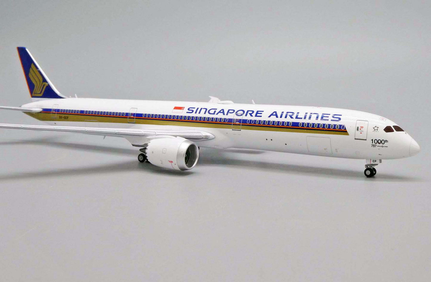 1:400 JC Wings Singapore Airlines Boeing 787-10 "1,000 Sticker" 9V-SCP EW478X003