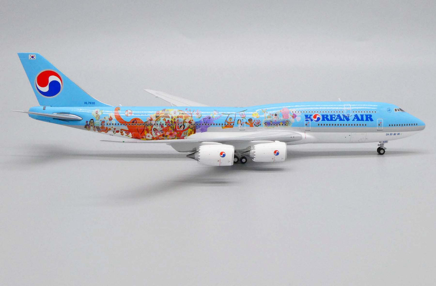 1:400 JC Wings Korean Air Boeing 747-8 "Special Livery" HL7630 EW4748001