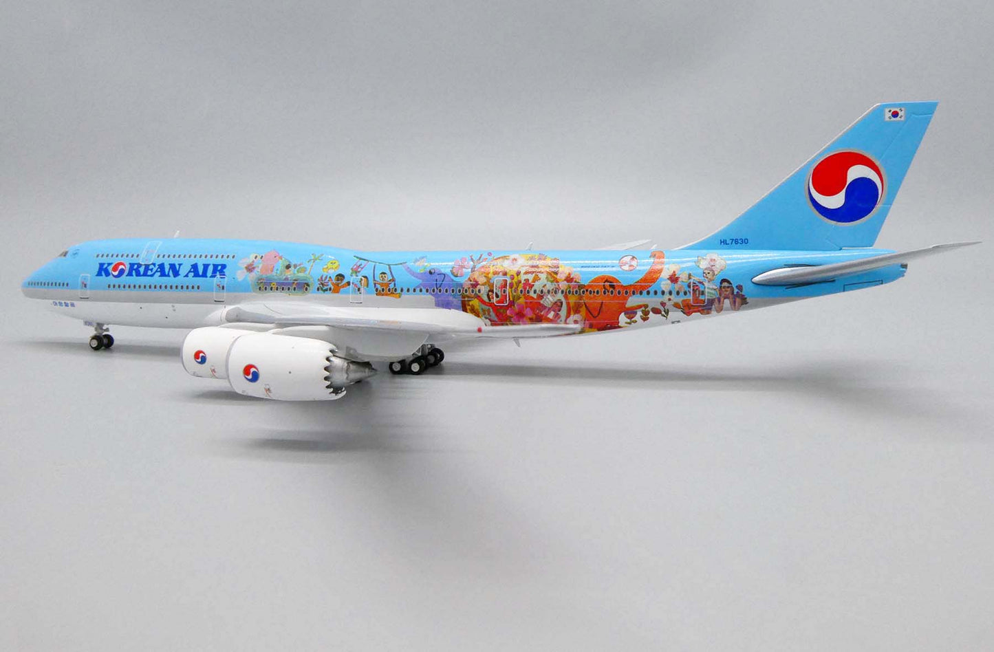 1:400 JC Wings Korean Air Boeing 747-8 "Special Livery" HL7630 EW4748001