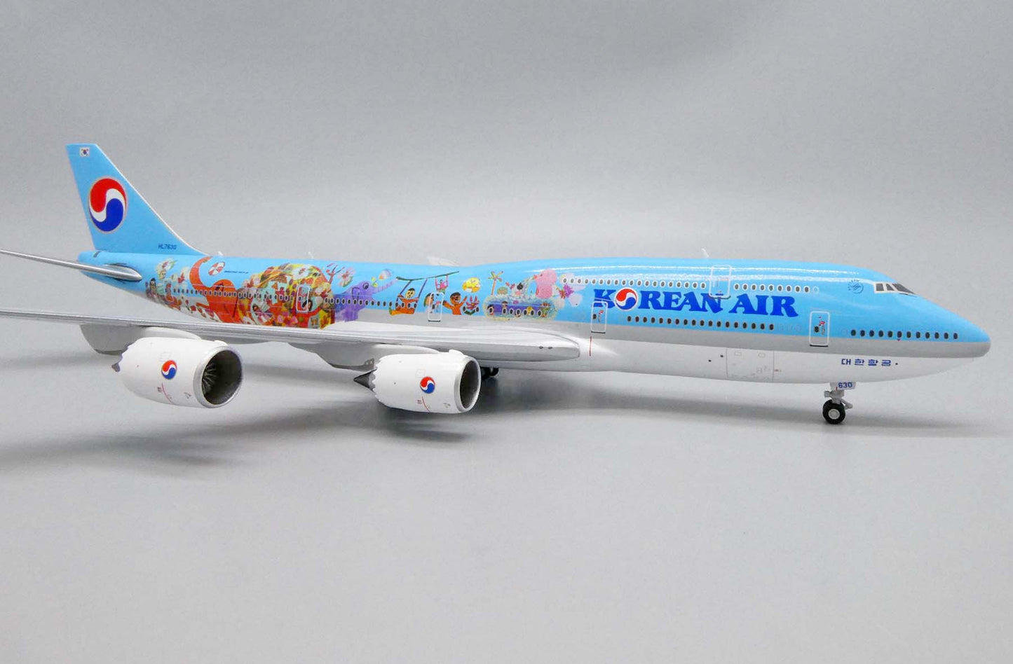 1:400 JC Wings Korean Air Boeing 747-8 "Special Livery" HL7630 EW4748001