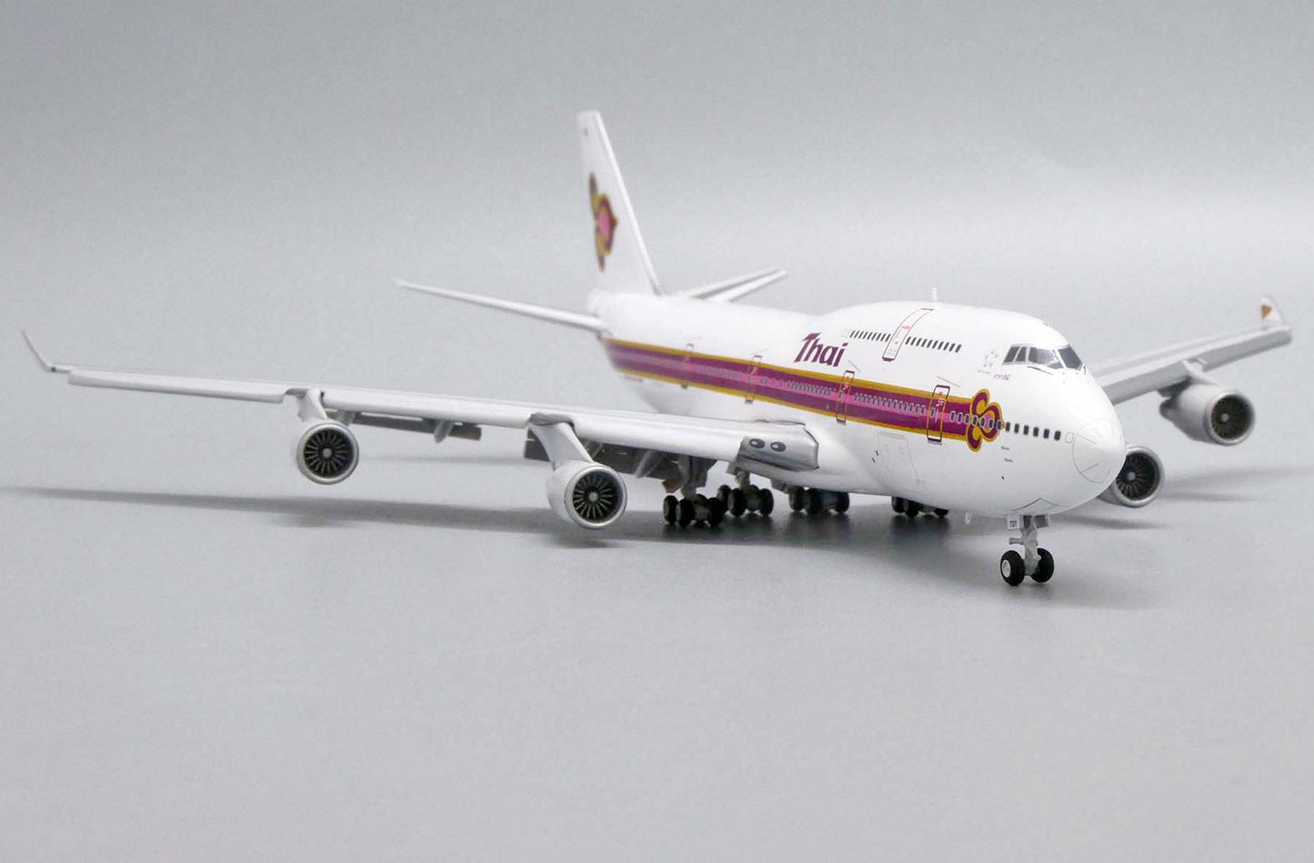 1:400 JC Wings Thai Airways International 747-400 "OLD COLORS, FLAPS DOWN" HS-TGY LH4173A