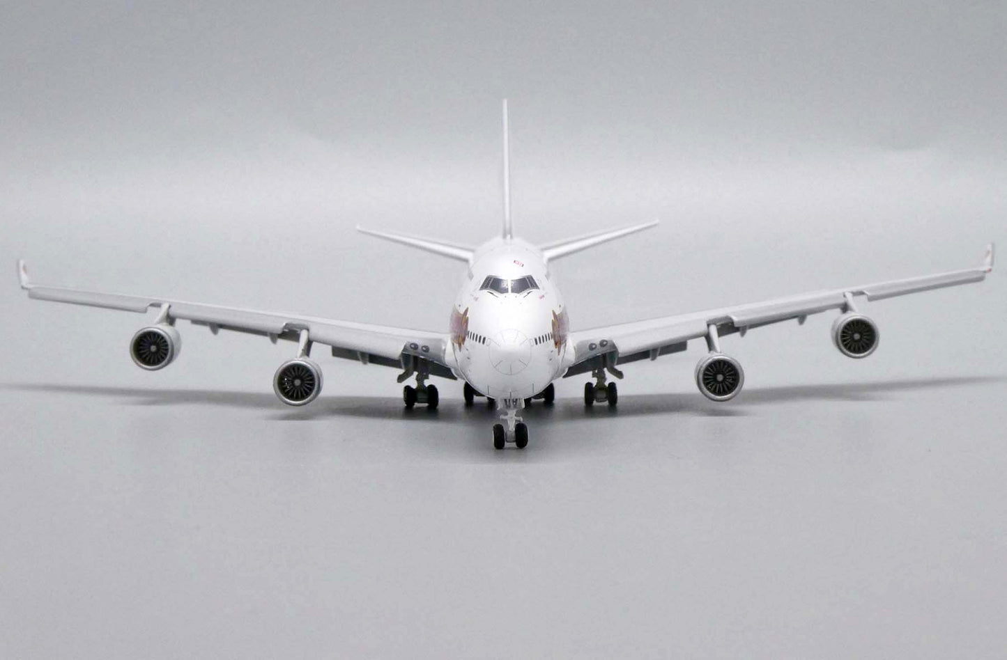 1:400 JC Wings Thai Airways International 747-400 "OLD COLORS, FLAPS DOWN" HS-TGY LH4173A