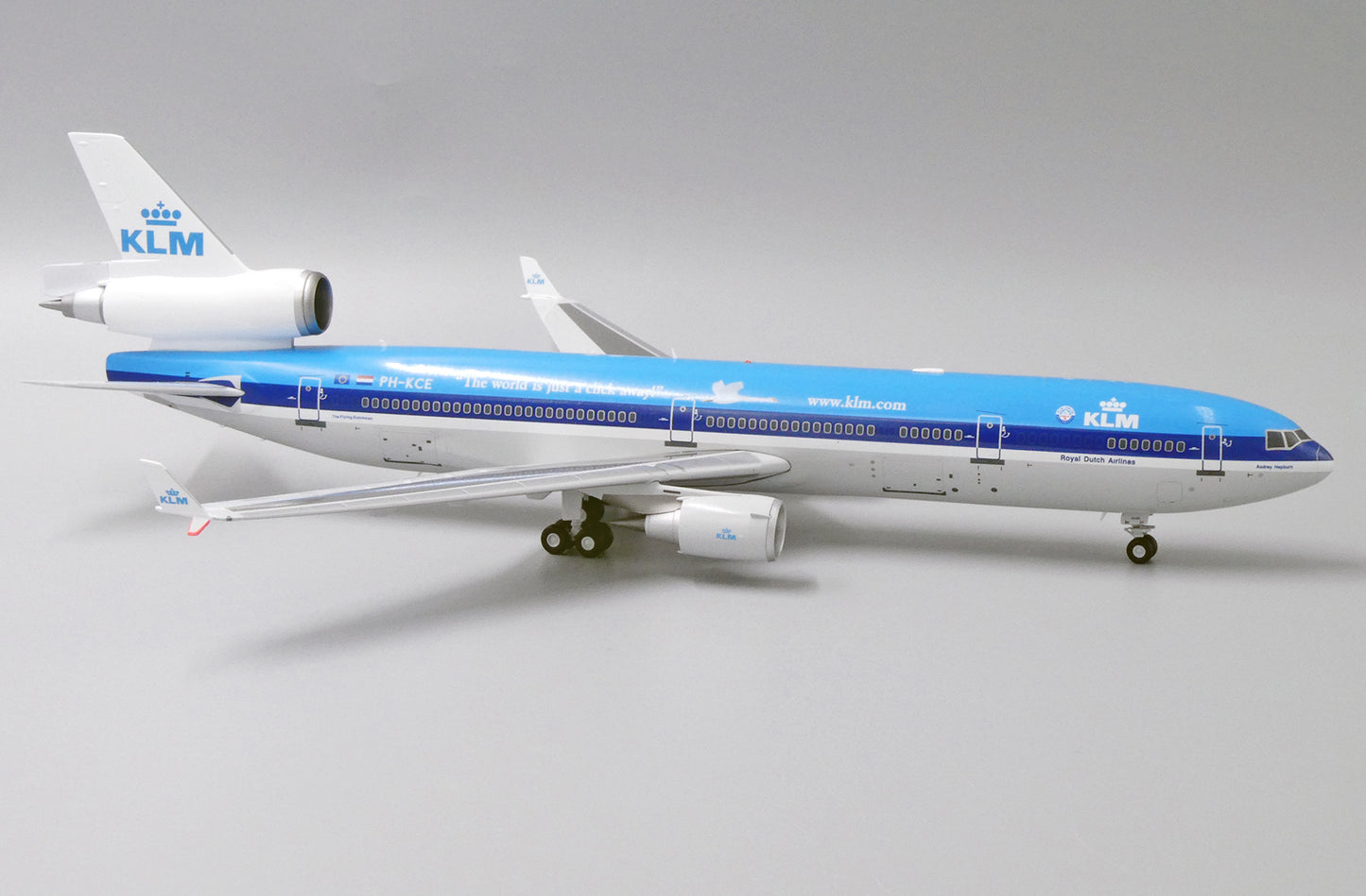 1:200 JC Wings KLM MD-11 "The World is Just a Click Away" PH-KCE XX2423