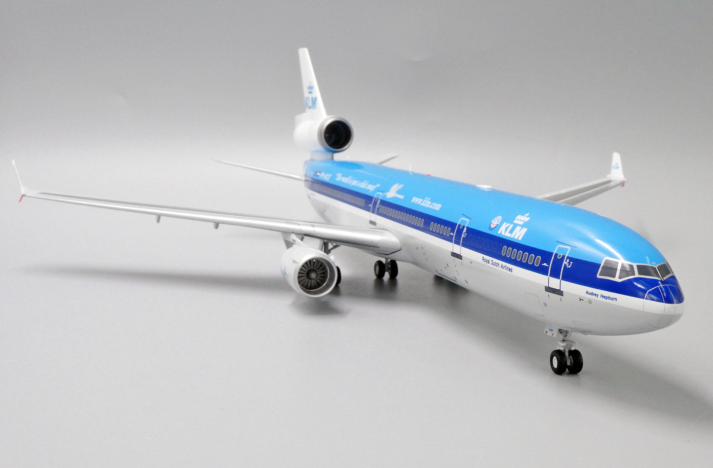 1:200 JC Wings KLM MD-11 "The World is Just a Click Away" PH-KCE XX2423
