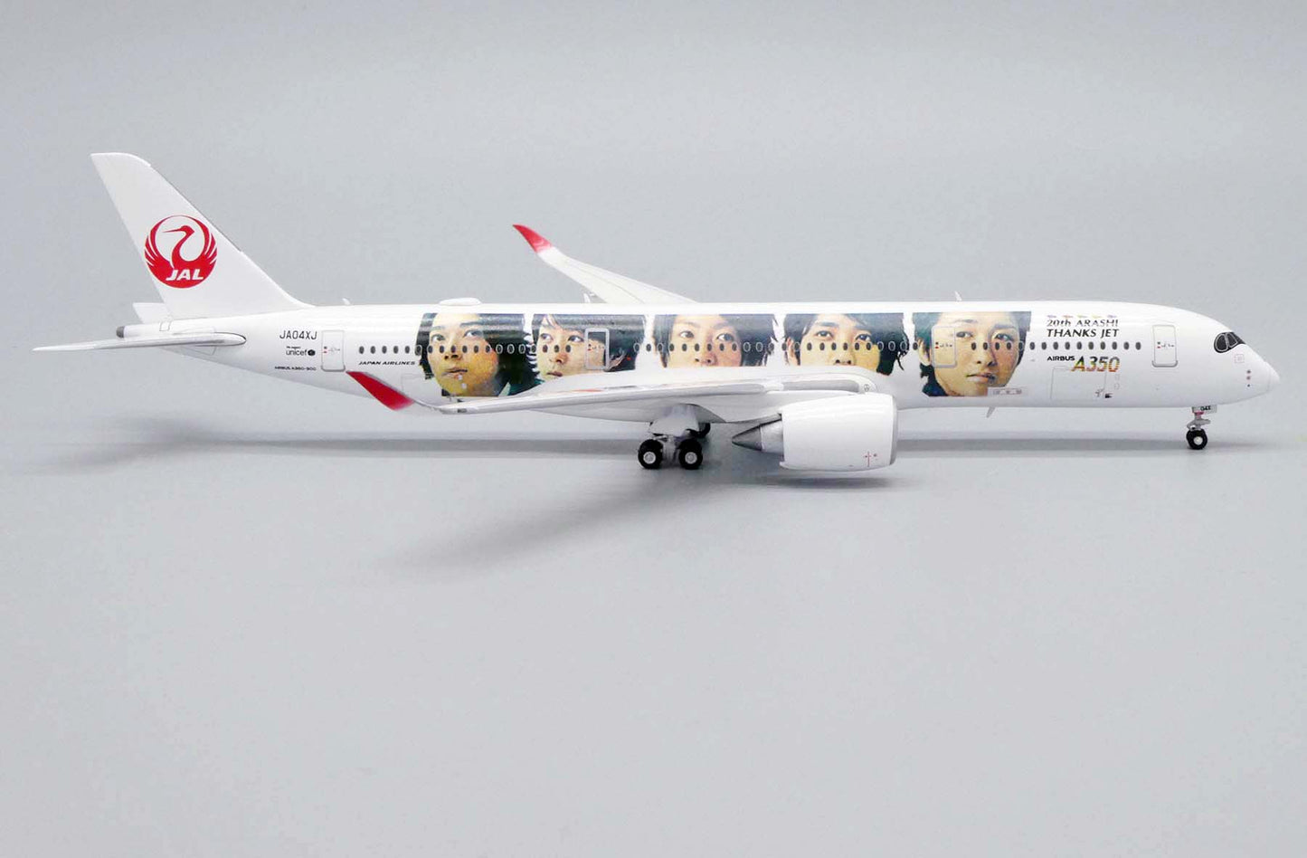 1:400 JC Wings Japan Airlines Airbus A350-900XWB "Special Livery" JA04XJ EW4359005