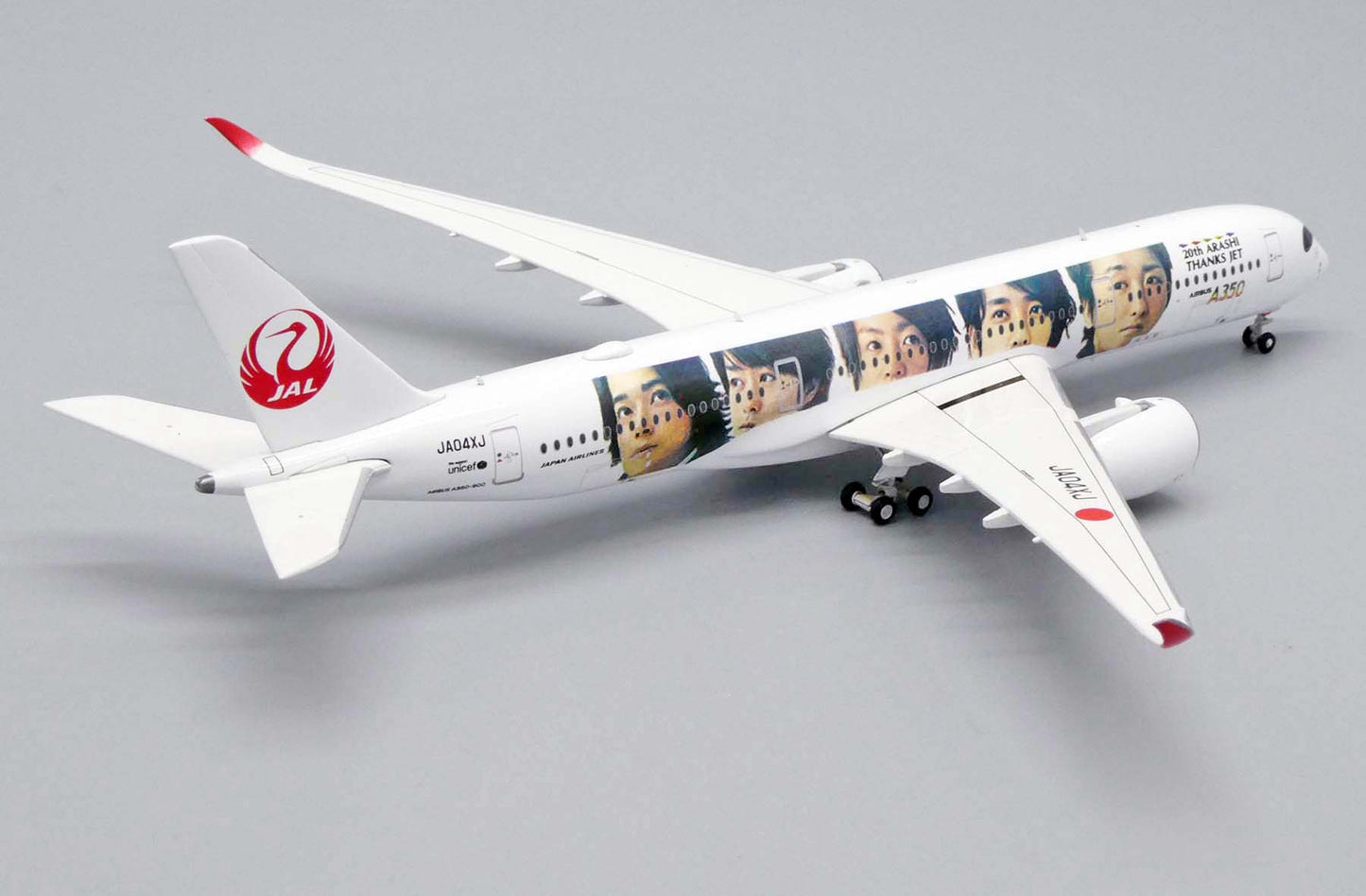 1:400 JC Wings Japan Airlines Airbus A350-900XWB "Special Livery" JA04XJ EW4359005